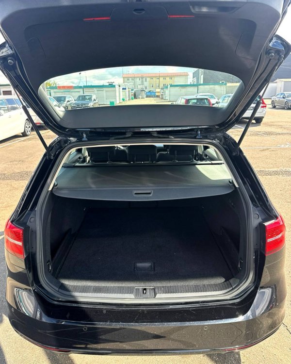 Volkswagen Passat B8 - Image 14