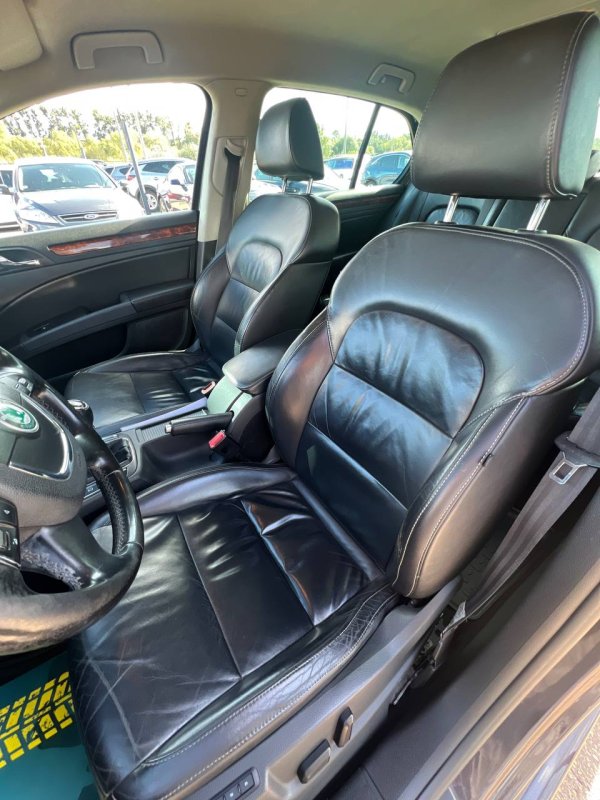 Skoda Superb II - Image 11