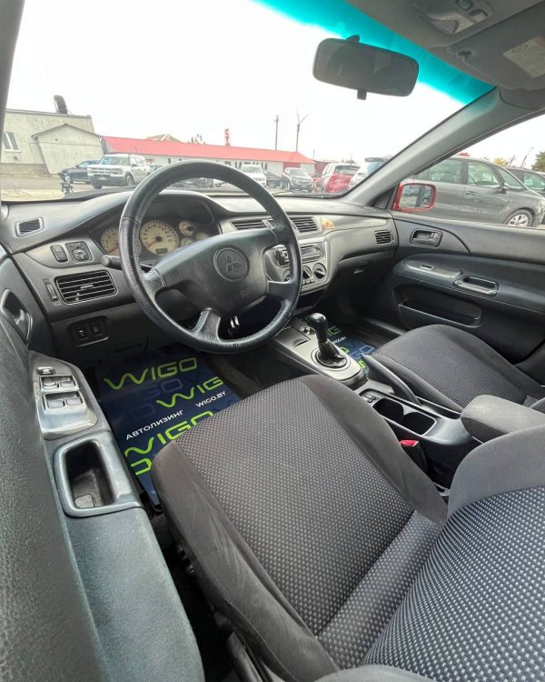 Mitsubishi Lancer IX - Image 10