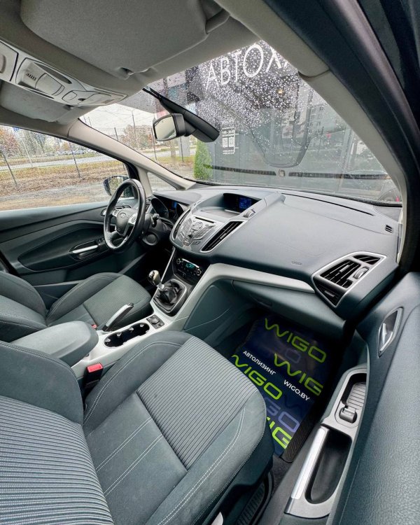 Ford Grand C-Max I - Image 14
