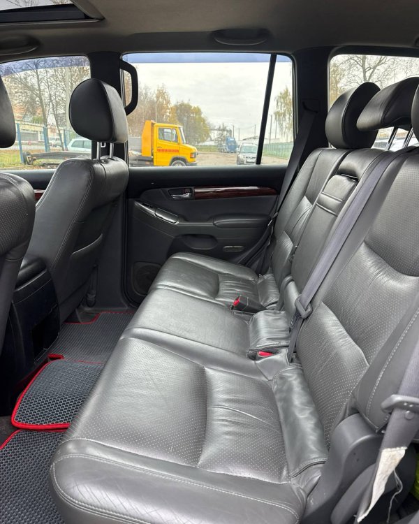 Toyota Land Cruiser Prado J120 - Image 12