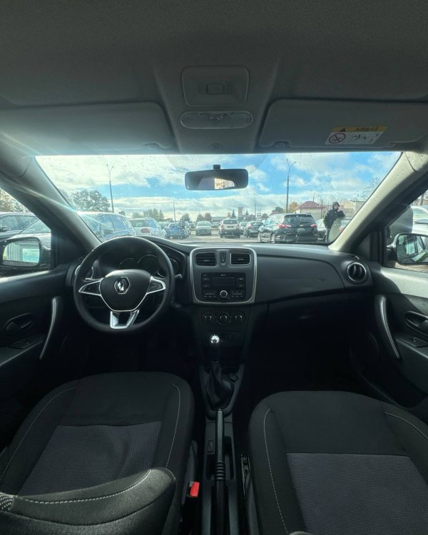 Renault Logan Stepway I - Image 9