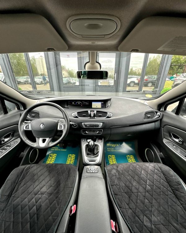 Renault Scenic - Image 10