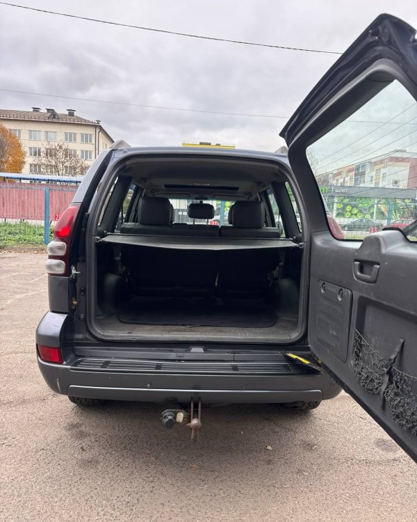 Toyota Land Cruiser Prado J120 - Image 14