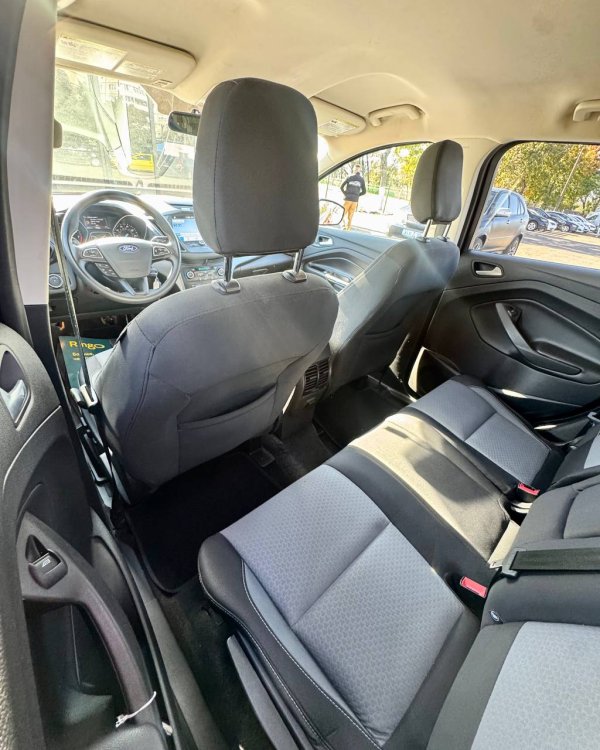 Ford Escape III · Рестайлинг - Image 11