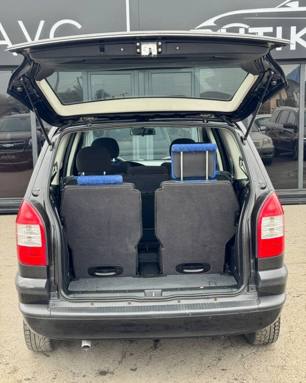 Opel Zafira A - Image 14