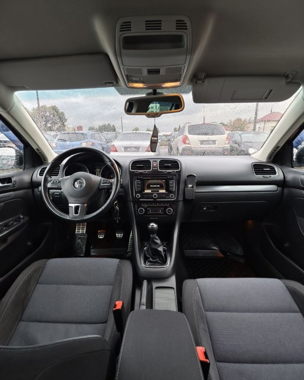 Volkswagen Golf VI - Image 9