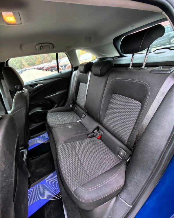 Opel Astra K - Image 11