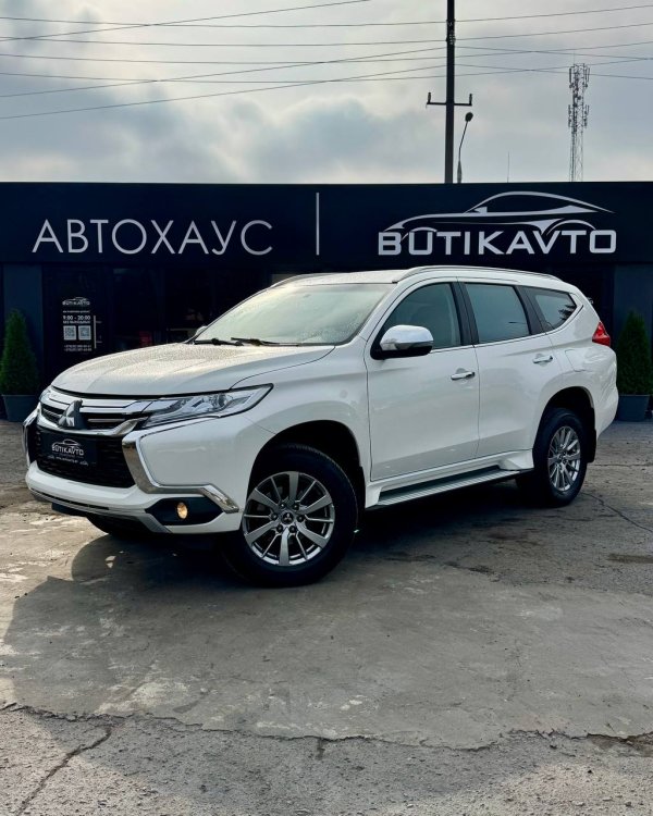 Mitsubishi Pajero Sport III - Image 3