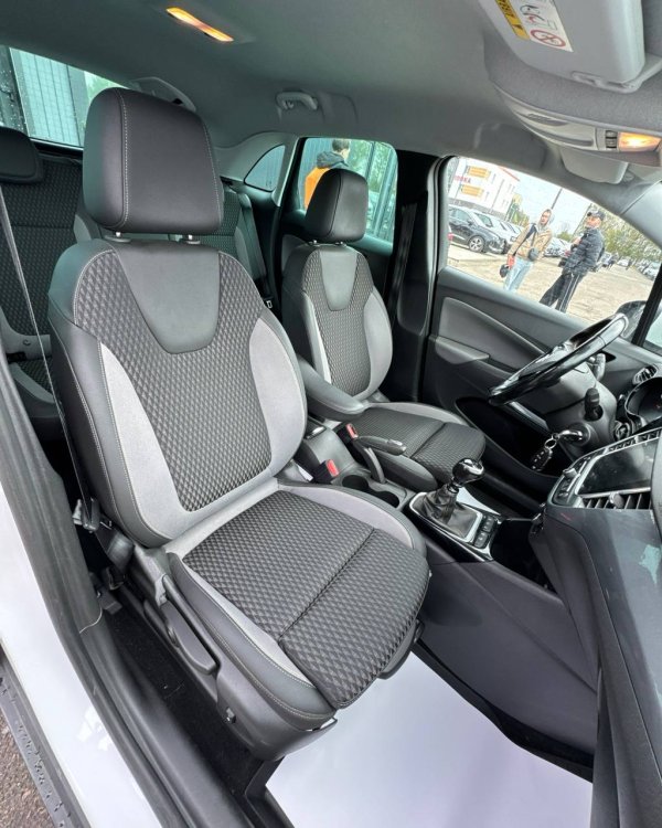Opel Crossland X I - Image 14
