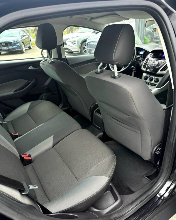 Ford Focus III - Image 13