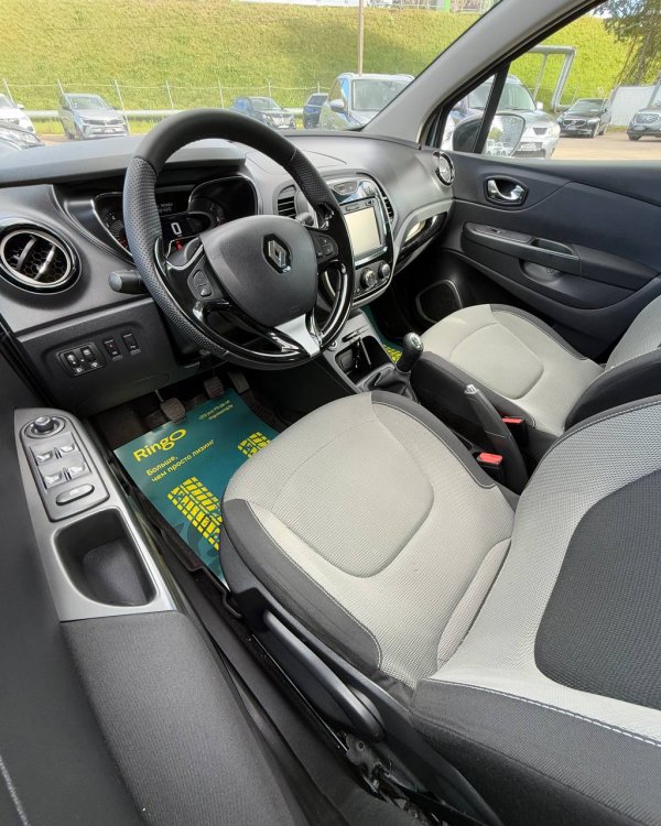 RENAULT CAPTUR - Image 11