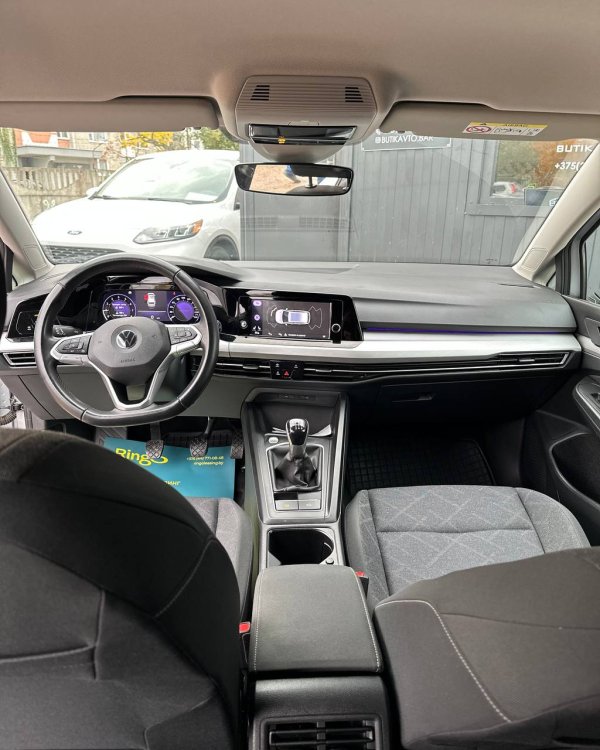 Volkswagen Golf VIII - Image 9