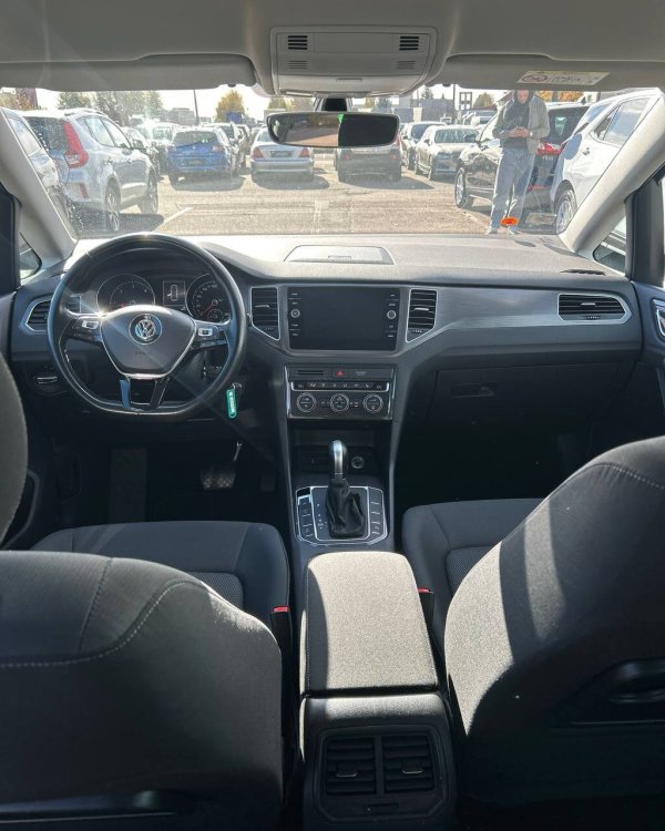 Volkswagen Golf Sportsvan I · Рестайлинг - Image 10