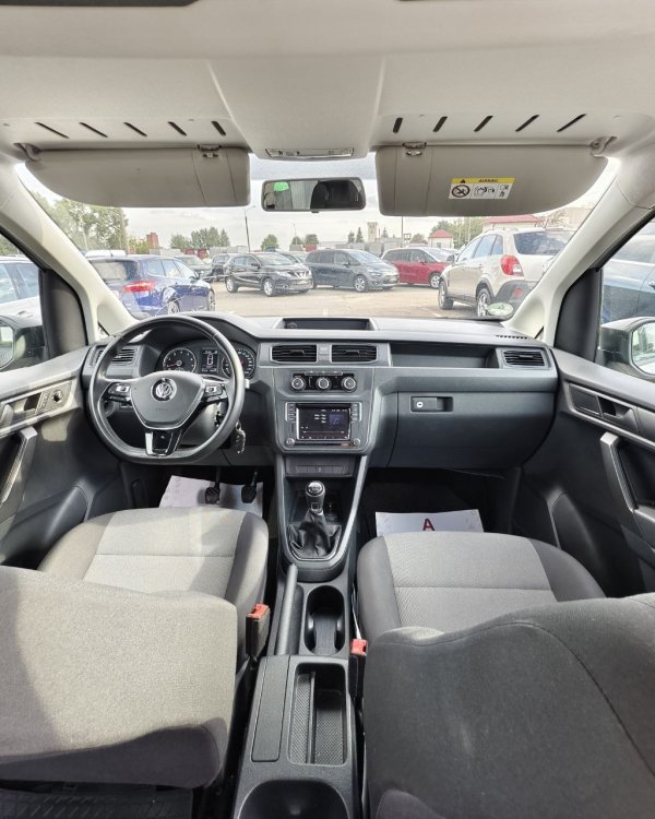 Volkswagen Caddy MAXI IV - Image 9
