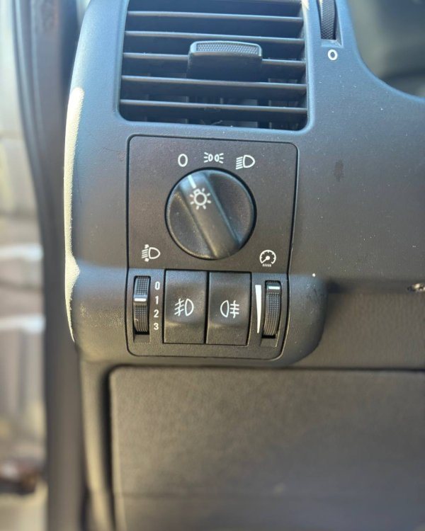Opel Zafira A - Image 17