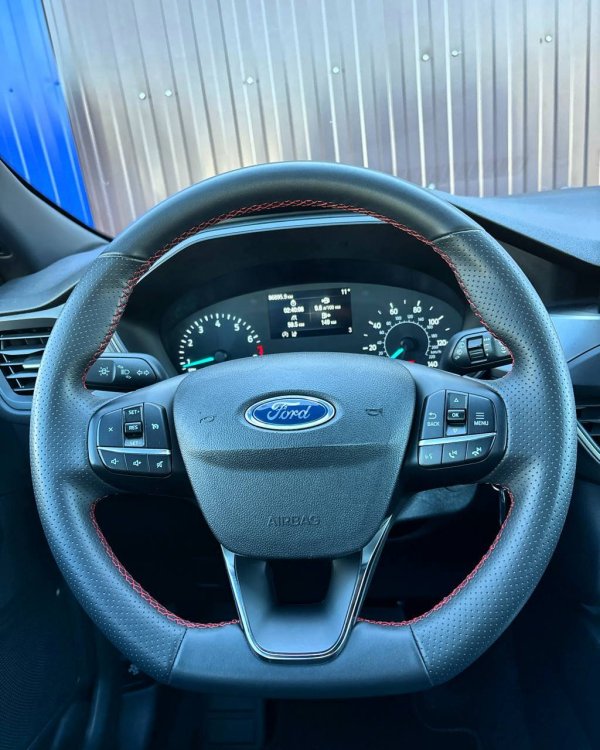 Ford Escape IV - Image 14