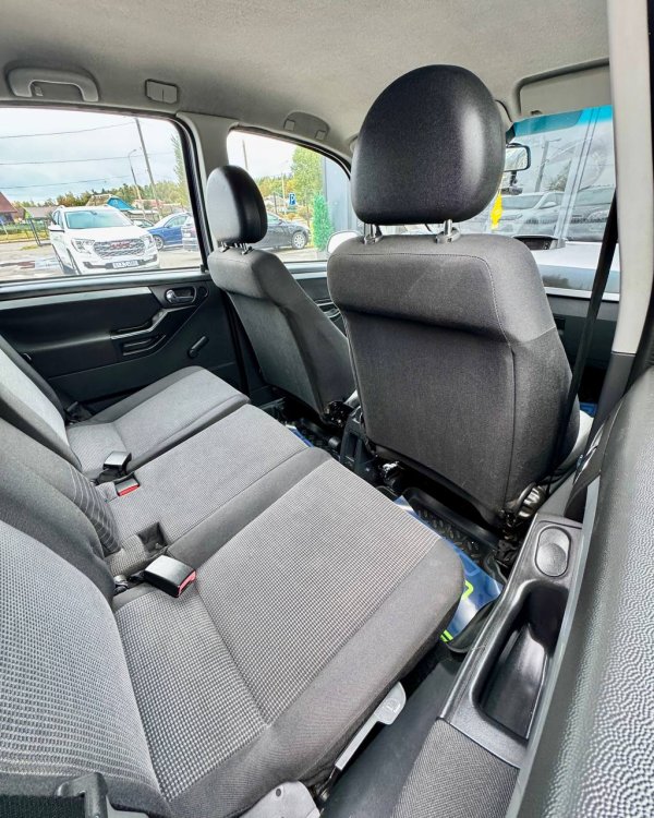 Opel Meriva I - Image 12