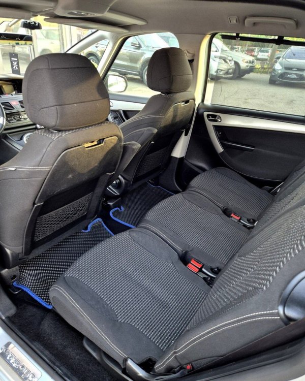 Citroen C4 Grand Picasso I - Image 12