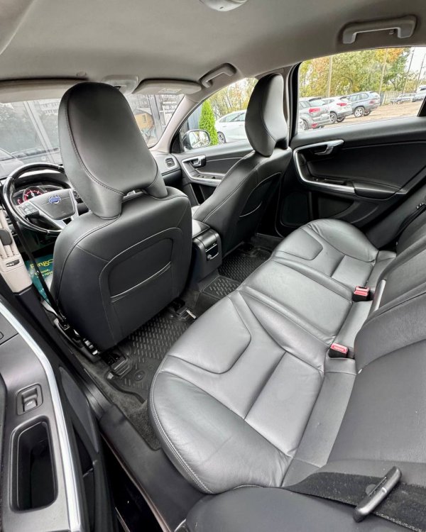 Volvo S60 II · Рестайлинг - Image 11