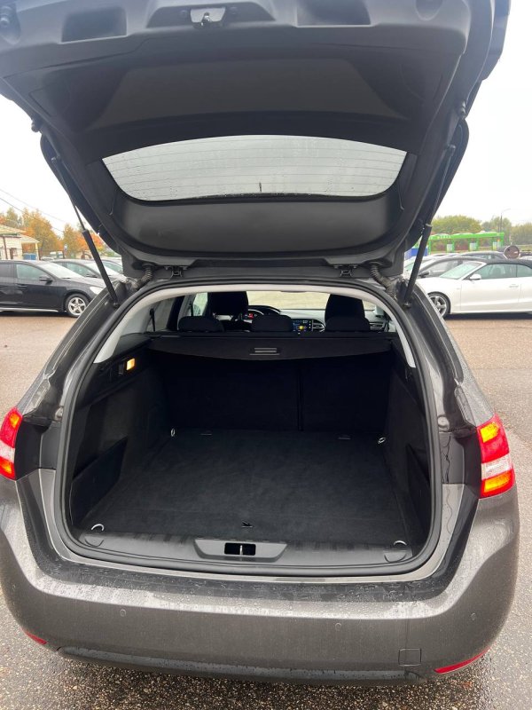 Peugeot 308 T9 · Рестайлинг - Image 15