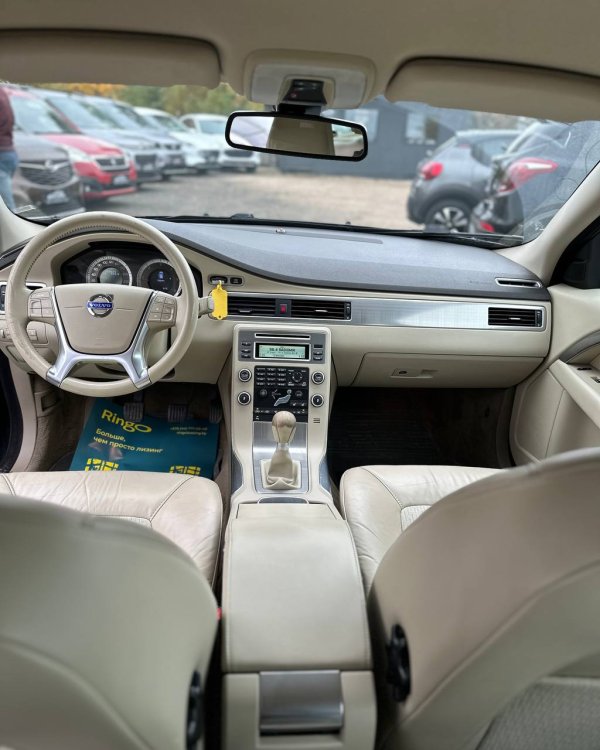 Volvo V70 III - Image 9