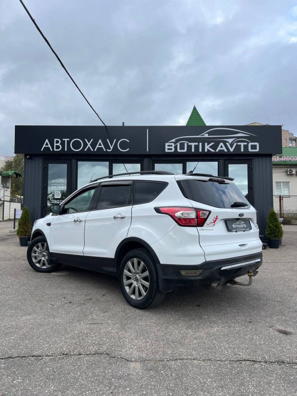 Ford Escape III · Рестайлинг - Image 5