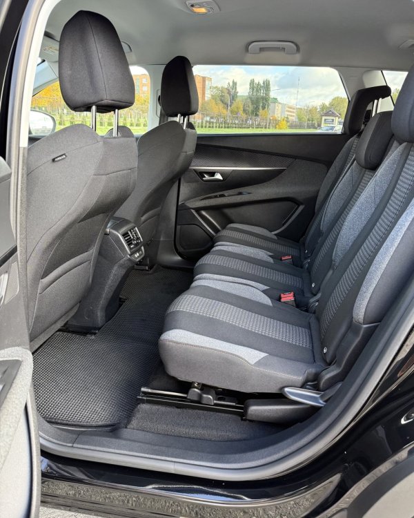 Peugeot 5008 II - Image 11