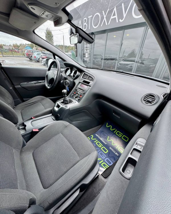 Peugeot 5008 I - Image 13