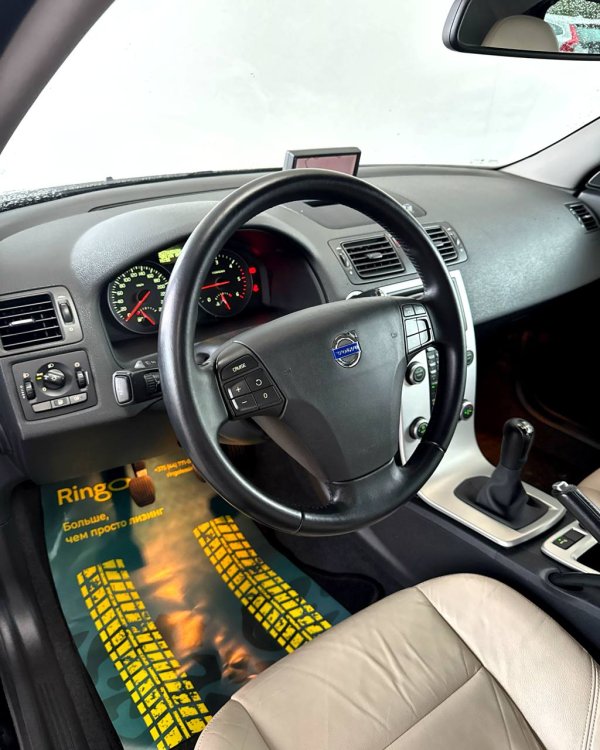 Volvo S40 II · Рестайлинг - Image 11