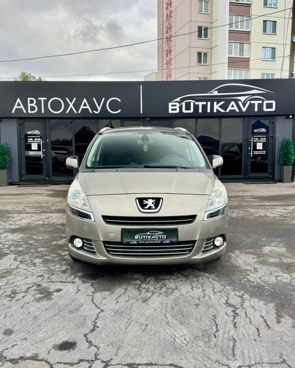 Peugeot 5008 I - Image 2