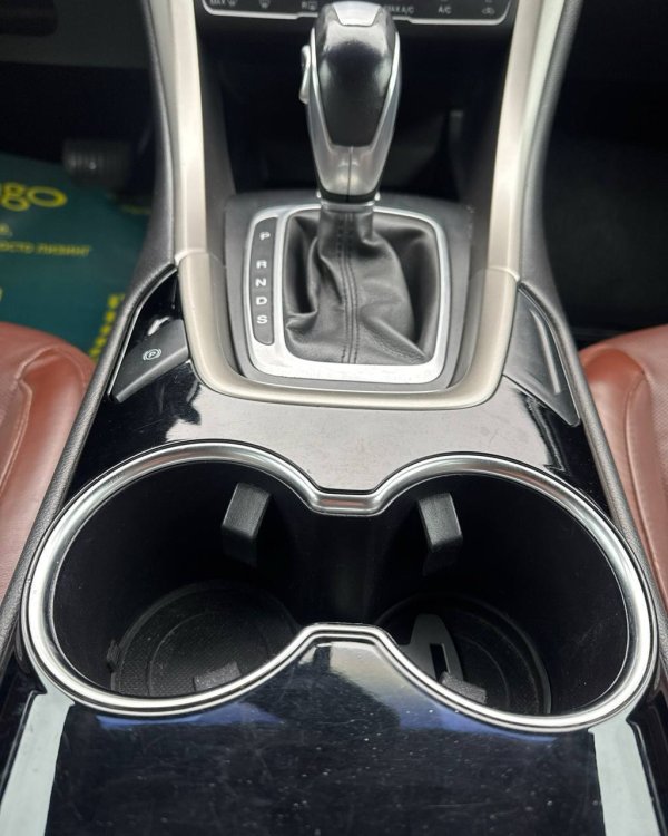 Ford Fusion USA II - Image 18