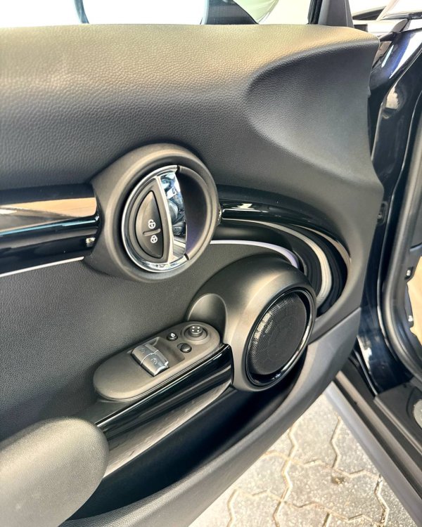 MINI Cooper SE I · Рестайлинг - Image 10