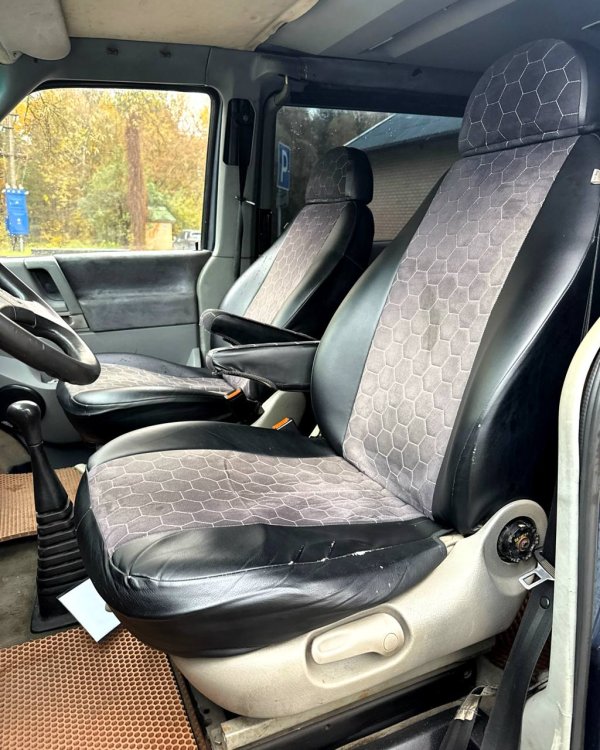 Volkswagen Caravelle T4 - Image 10