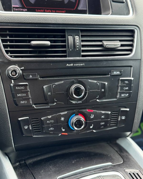 Audi Q5 8R - Image 16