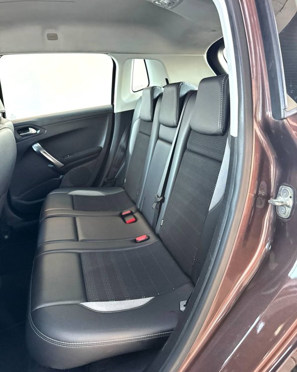 Peugeot 2008 I - Image 13