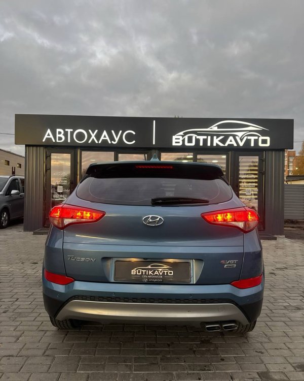 Hyundai Tucson III - Image 5