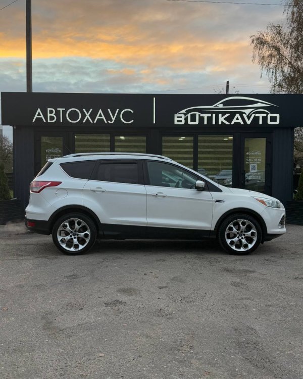 Ford Escape III - Image 8