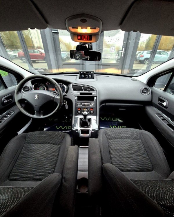 Peugeot 5008 I - Image 10