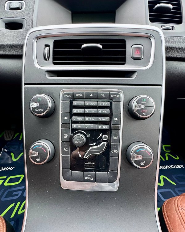 Volvo V60 I - Image 16