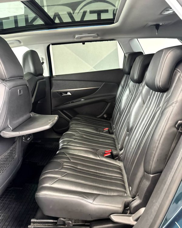 Peugeot 5008 II - Image 13