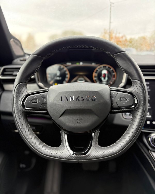Lynk & Co 01 I · Рестайлинг - Image 15