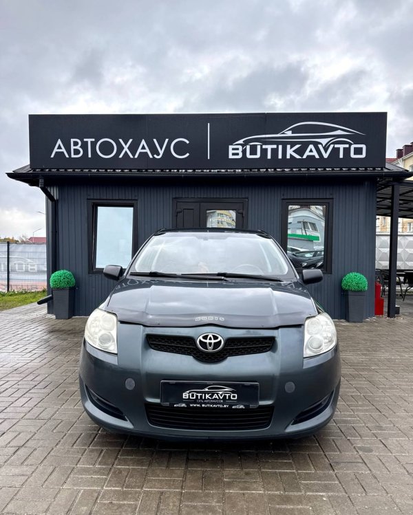 Toyota Auris I (E150) - Image 2