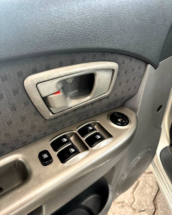 Kia Carens I · Рестайлинг - Image 9