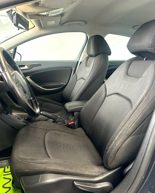 Citroen C5 II - Image 10