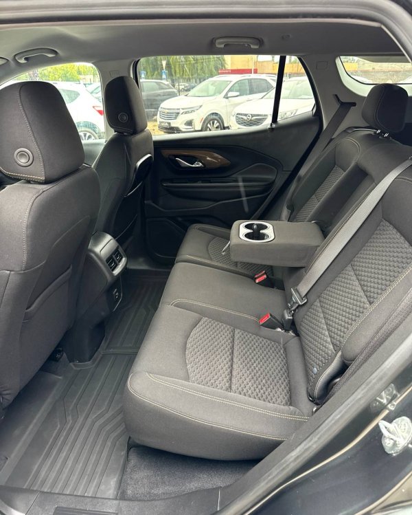 GMC Terrain II - Image 17