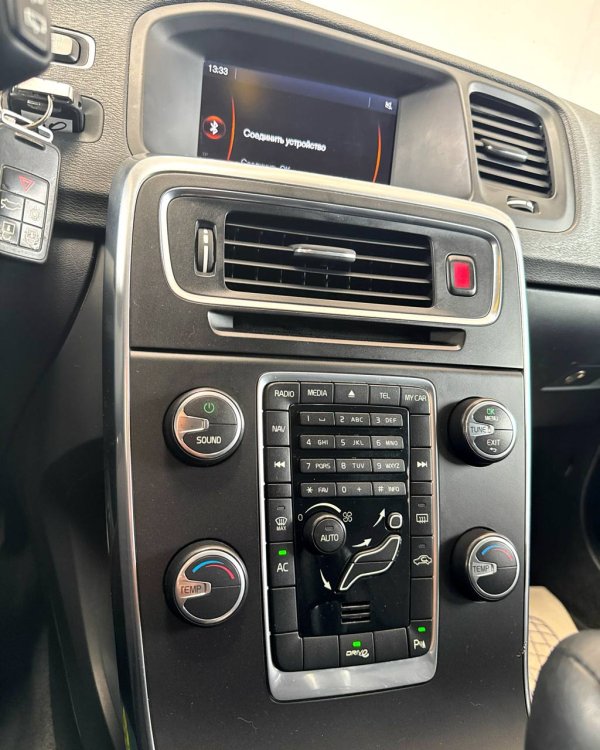Volvo V60 I - Image 13