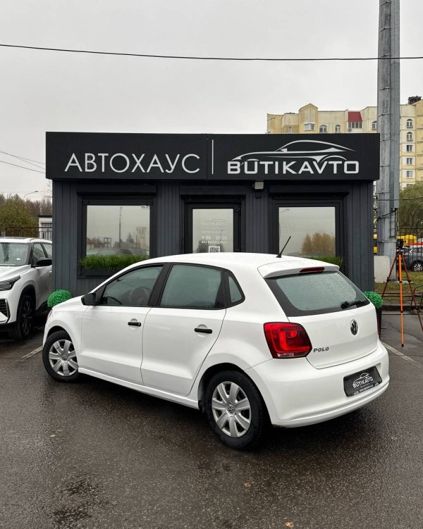 Volkswagen Polo V - Image 4
