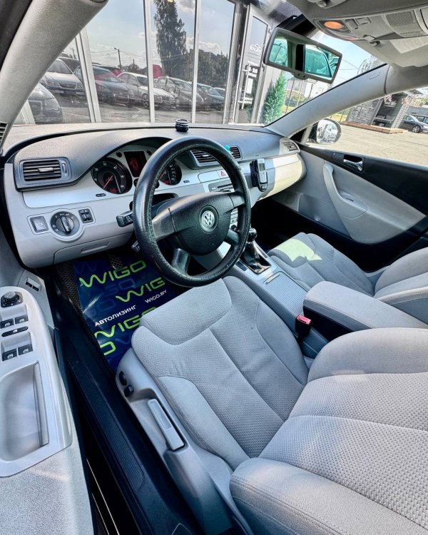 Volkswagen Passat B6 - Image 10