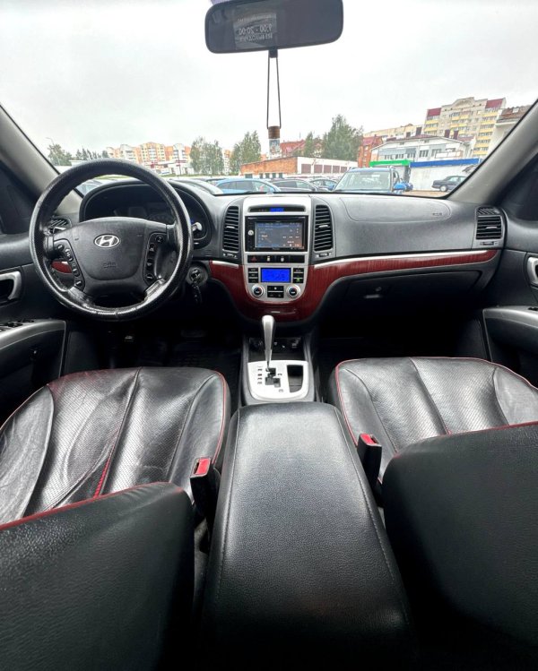 Hyundai Santa Fe CM - Image 12